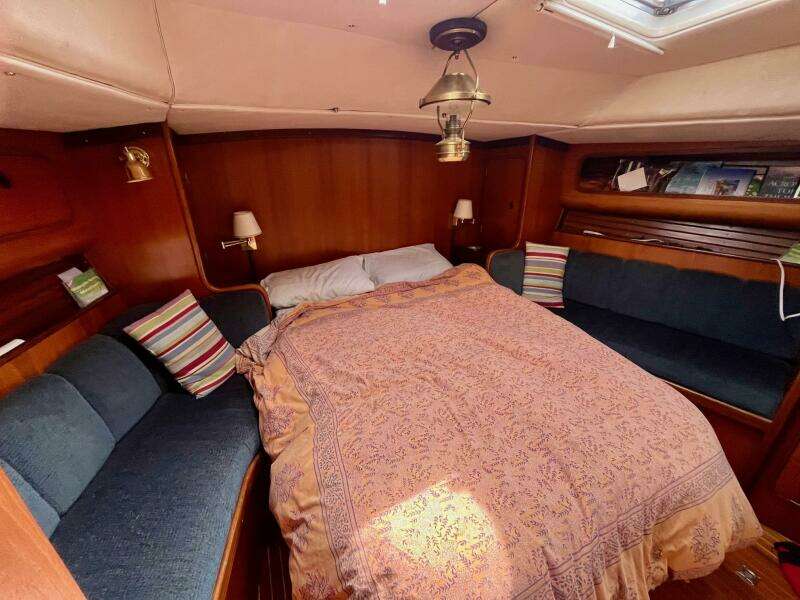 Brigadoon 51ft Beneteau Yacht For Sale