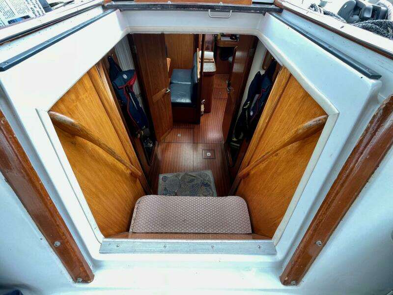 Brigadoon 51ft Beneteau Yacht For Sale