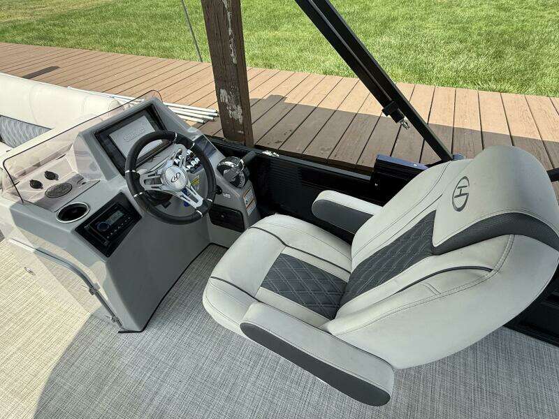 23ft Harris Yacht For Sale