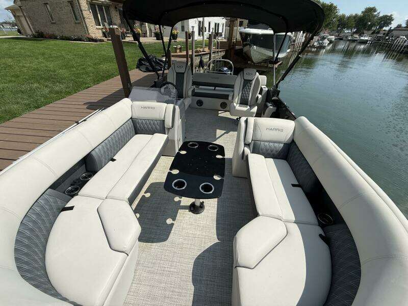 23ft Harris Yacht For Sale