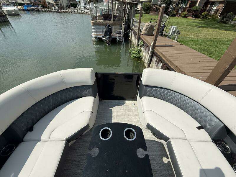 23ft Harris Yacht For Sale