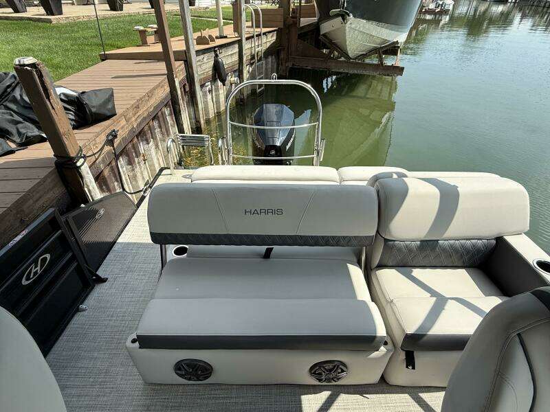 23ft Harris Yacht For Sale