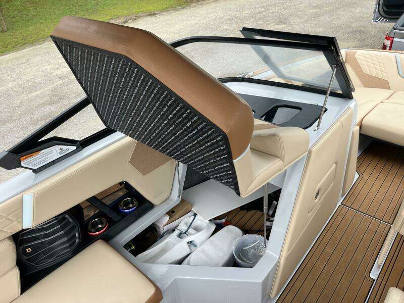 23ft Nautique Yacht For Sale