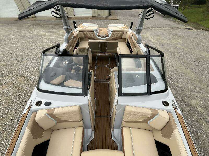 23ft Nautique Yacht For Sale