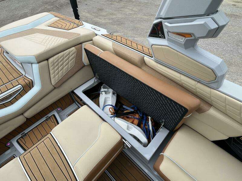 23ft Nautique Yacht For Sale