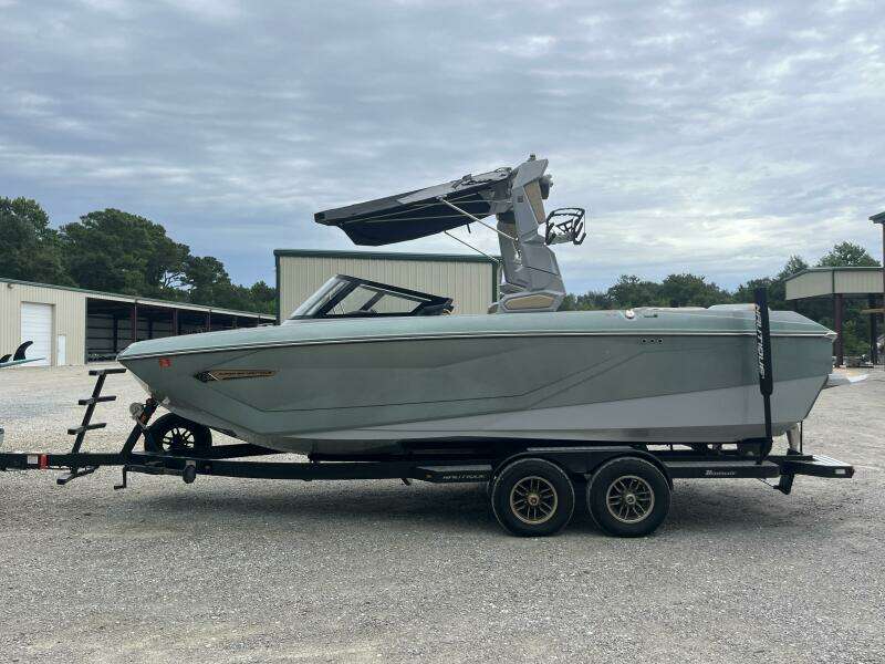 23ft Nautique Yacht For Sale