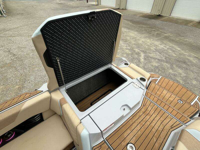 23ft Nautique Yacht For Sale