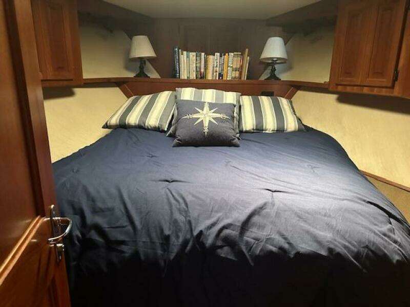 ARATE 45ft Viking Yacht For Sale