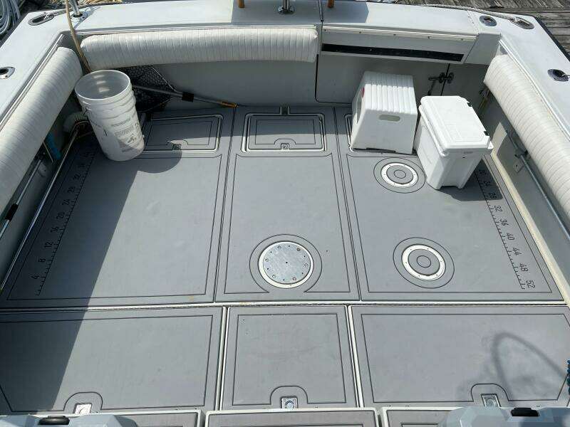 Half Moon 31ft Rampage Yacht For Sale