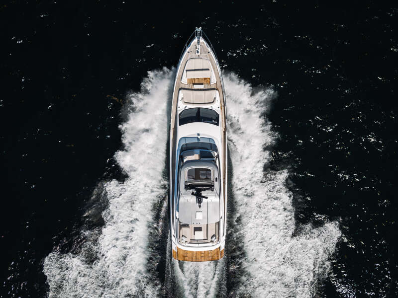 68ft Azimut Yacht For Sale