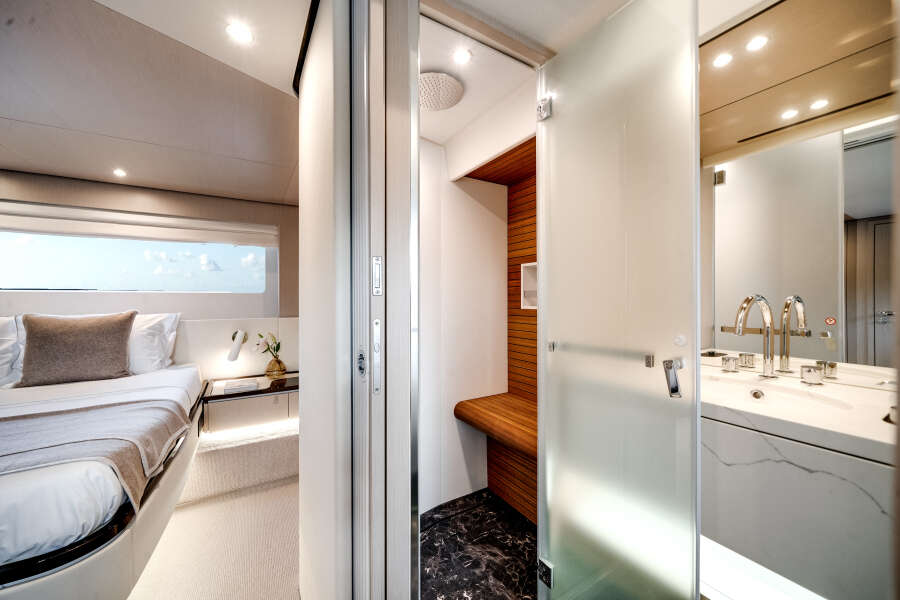 68ft Azimut Yacht For Sale