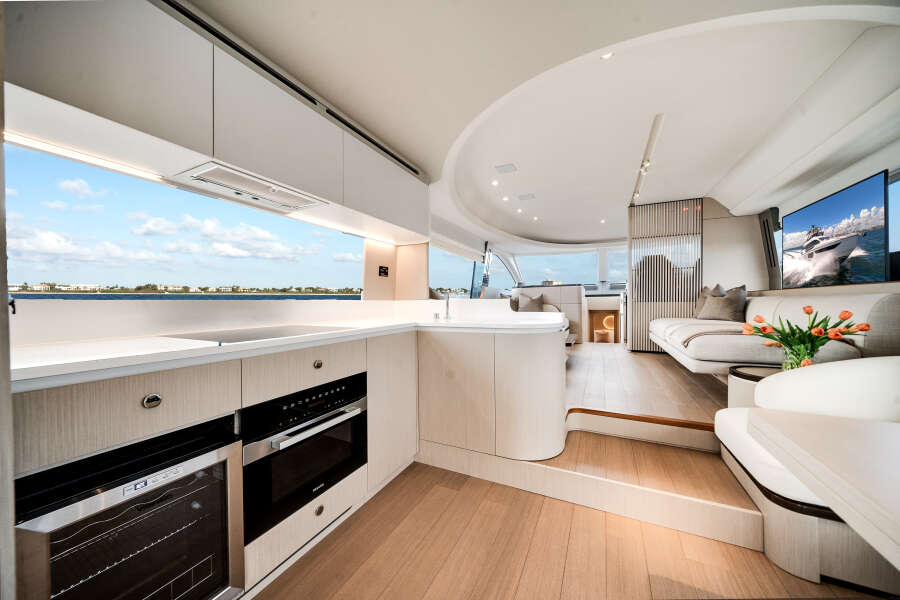 68ft Azimut Yacht For Sale