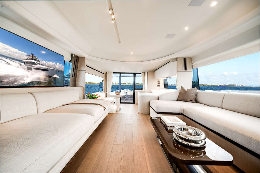 68ft Azimut Yacht For Sale