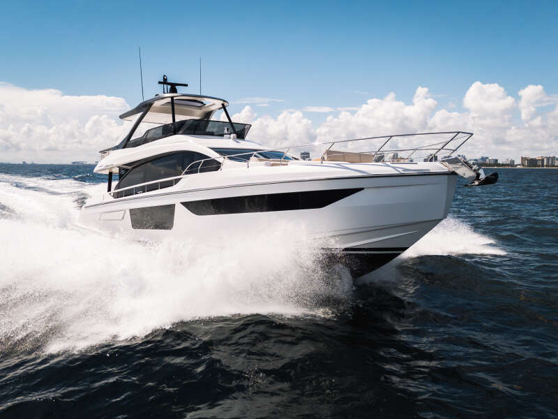 68ft Azimut Yacht For Sale