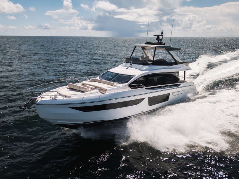 68ft Azimut Yacht For Sale