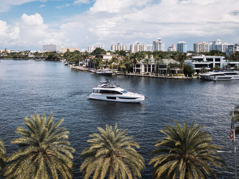 68ft Azimut Yacht For Sale