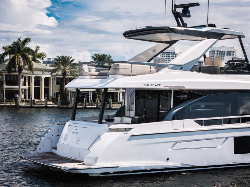 68ft Azimut Yacht For Sale