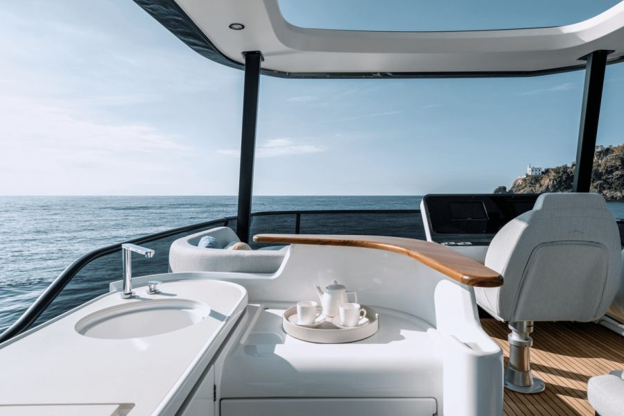 68ft Azimut Yacht For Sale
