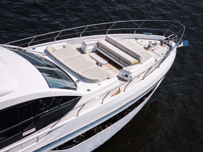 68ft Azimut Yacht For Sale