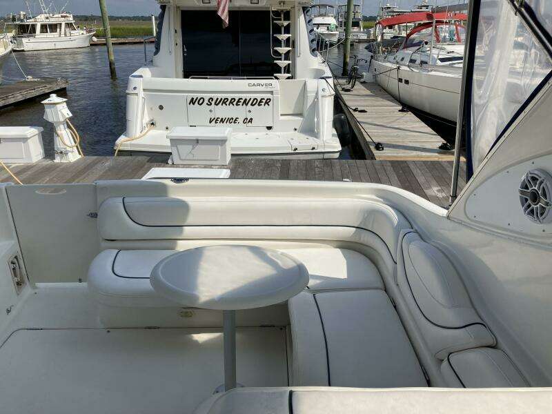Mare Vita 35ft Maxum Yacht For Sale