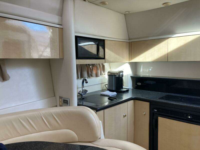 Mare Vita 35ft Maxum Yacht For Sale