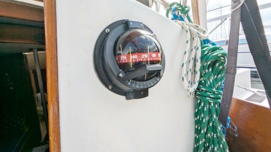 1984 Cape Dory 25D