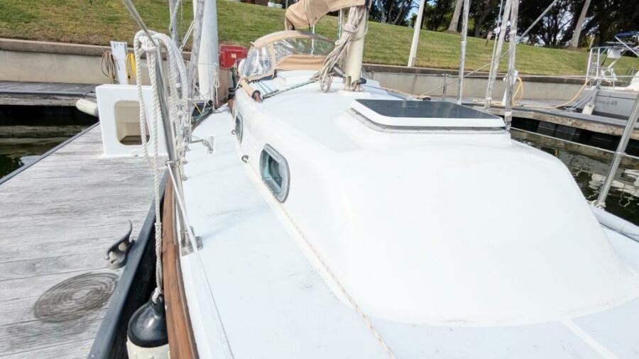 1984 Cape Dory 25D