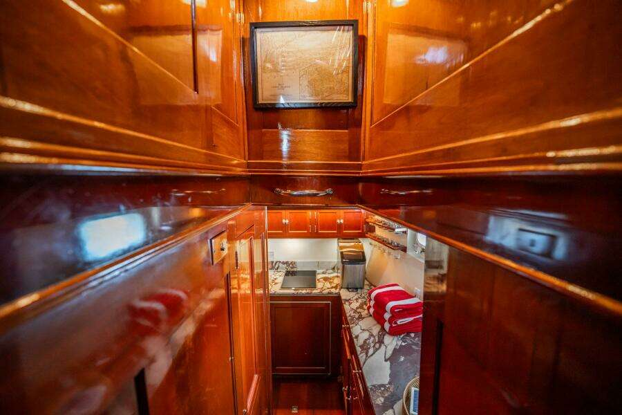 Flying Lady 58ft Trumpy Yacht For Sale