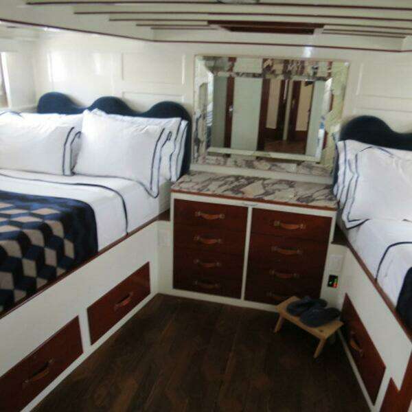 Flying Lady 58ft Trumpy Yacht For Sale