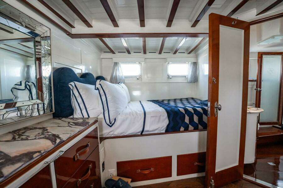 Flying Lady 58ft Trumpy Yacht For Sale
