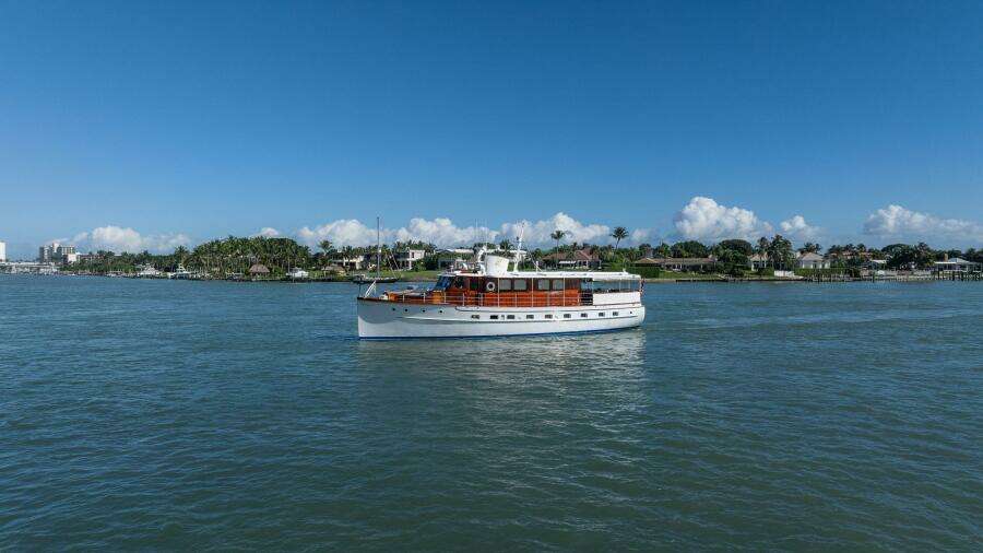 Flying Lady 58ft Trumpy Yacht For Sale