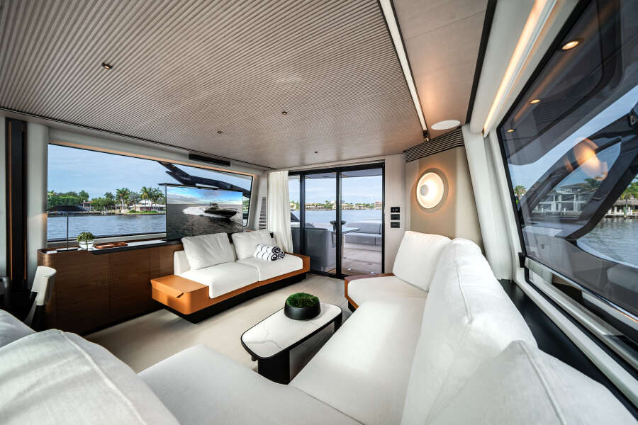 80ft Azimut Yacht For Sale