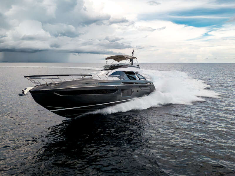 80ft Azimut Yacht For Sale
