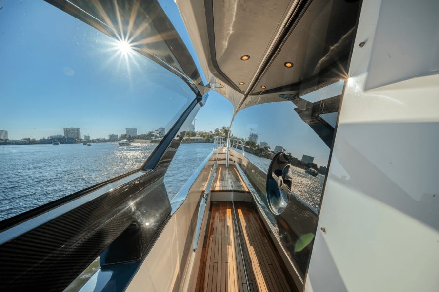 80ft Azimut Yacht For Sale