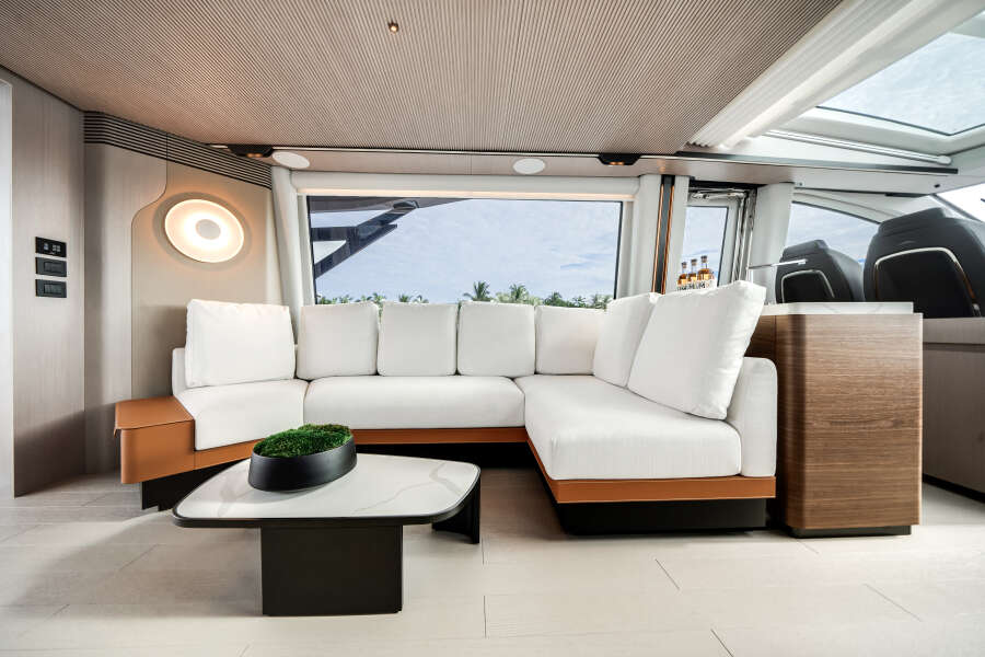 80ft Azimut Yacht For Sale