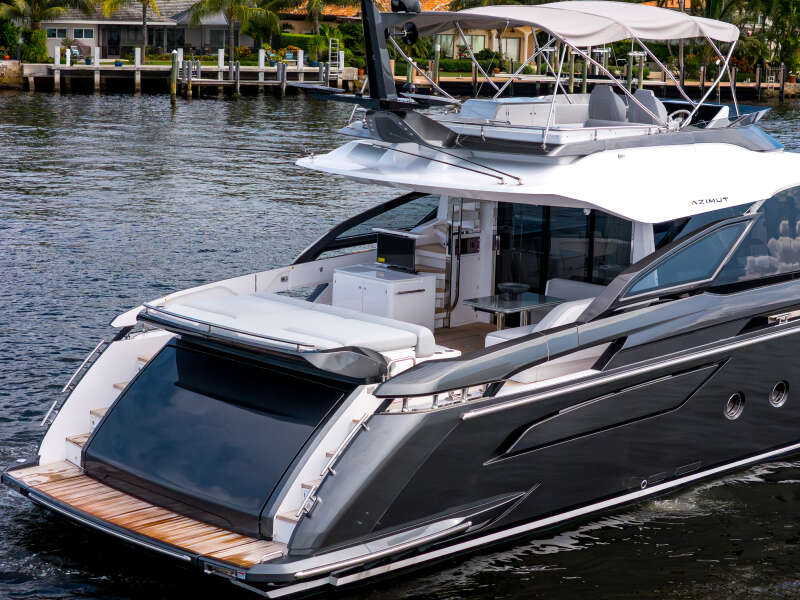 80ft Azimut Yacht For Sale