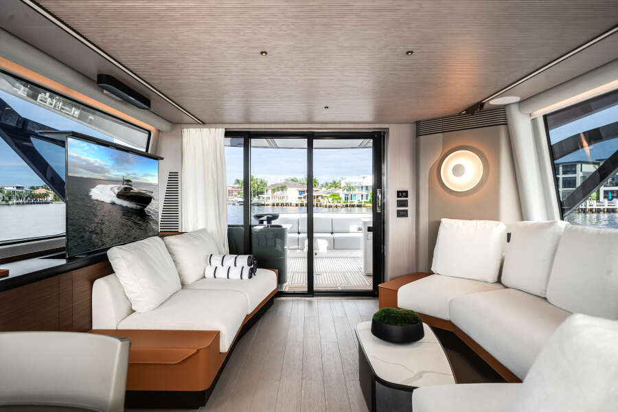 80ft Azimut Yacht For Sale