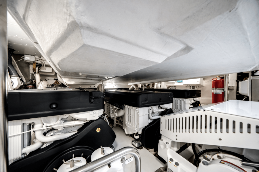 80ft Azimut Yacht For Sale