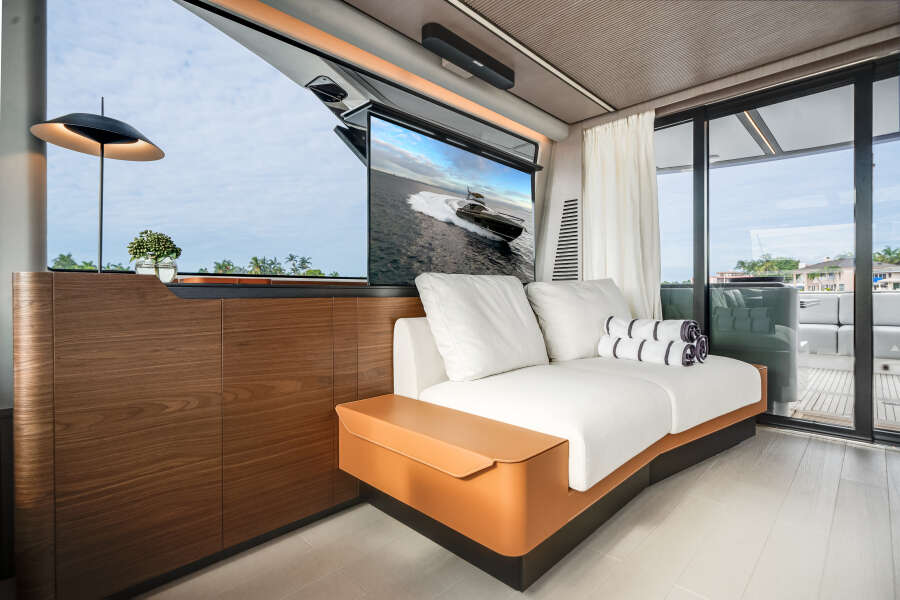 80ft Azimut Yacht For Sale