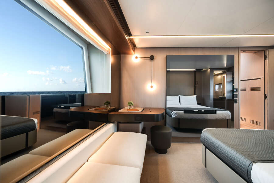 80ft Azimut Yacht For Sale