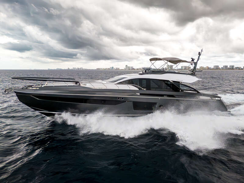 80ft Azimut Yacht For Sale