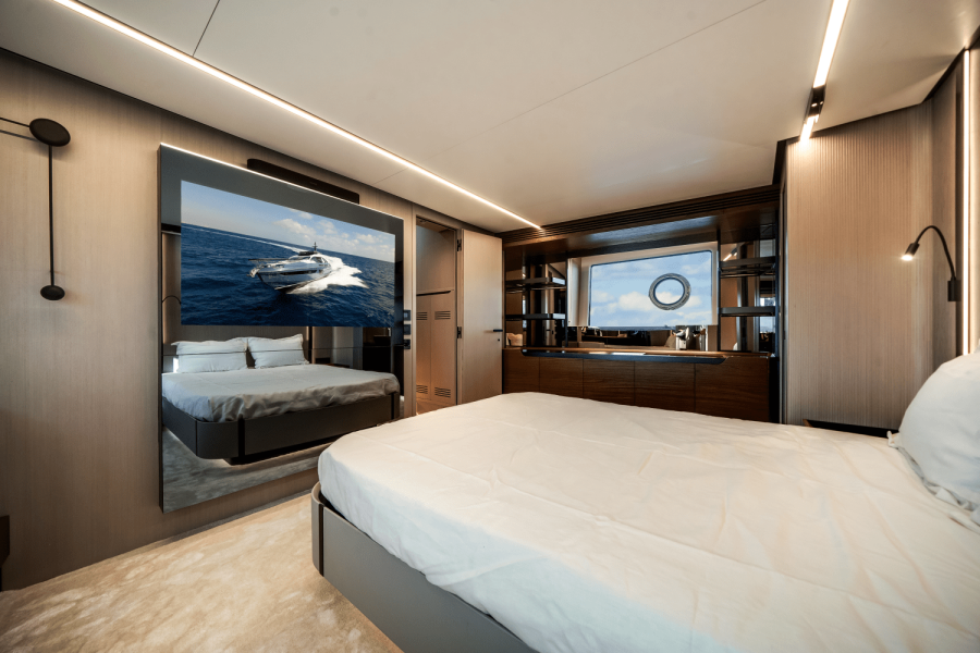 80ft Azimut Yacht For Sale