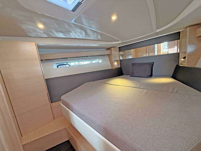 Pacific Viking 40ft Bavaria Yacht For Sale