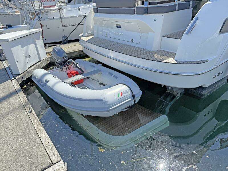 Pacific Viking 40ft Bavaria Yacht For Sale