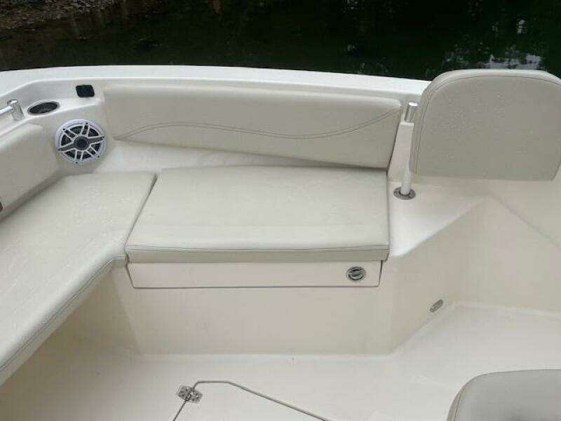 24ft Cobia Yacht For Sale