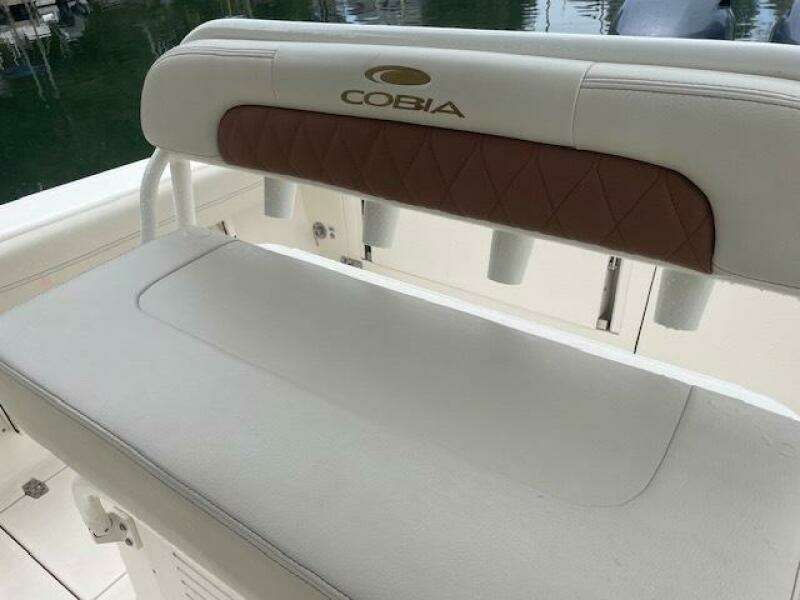 24ft Cobia Yacht For Sale