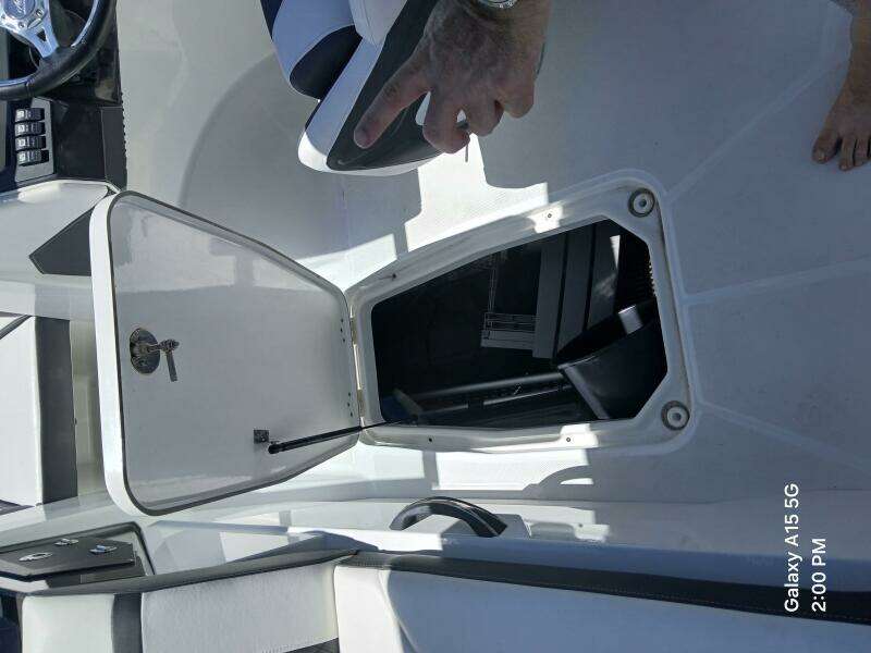 22ft Monterey Yacht For Sale