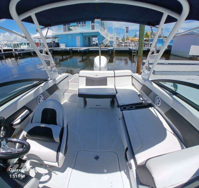 22ft Monterey Yacht For Sale