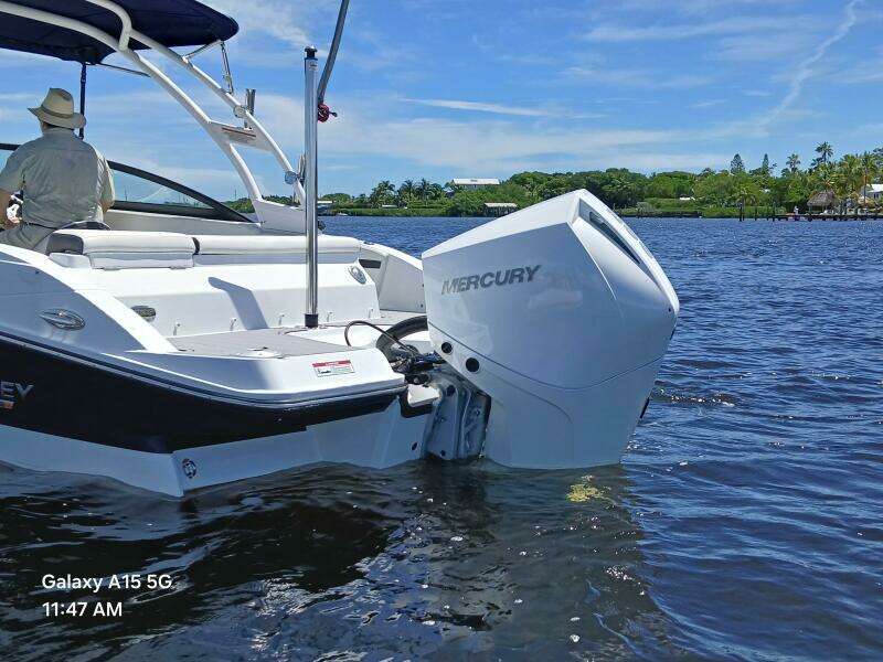 22ft Monterey Yacht For Sale