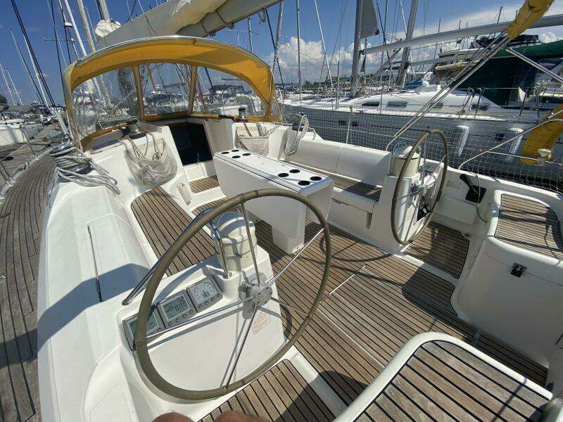 Free Spirit 45ft Jeanneau Yacht For Sale